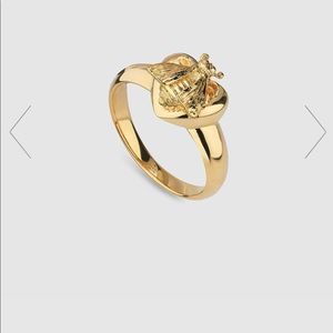 Gucci Jewelry - 18 k ring size 6 3/4 Gucci Jewelry - 18 k ring size 6 3/4